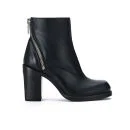 McQ Alexander McQueen Women's Nazrul Curved Zip Leather Heeled Ankle Boots - Black Image 1