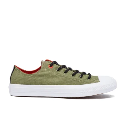 Converse Men's Chuck Taylor All Star II Shield Canvas Low Top Trainers - Fatigue Green/Signal Red