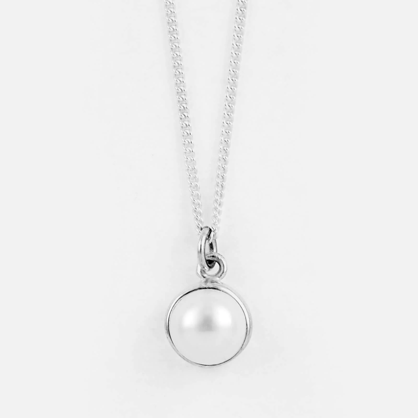 Cornelia Webb Women's Pearled Single Necklace - Silver Image 1