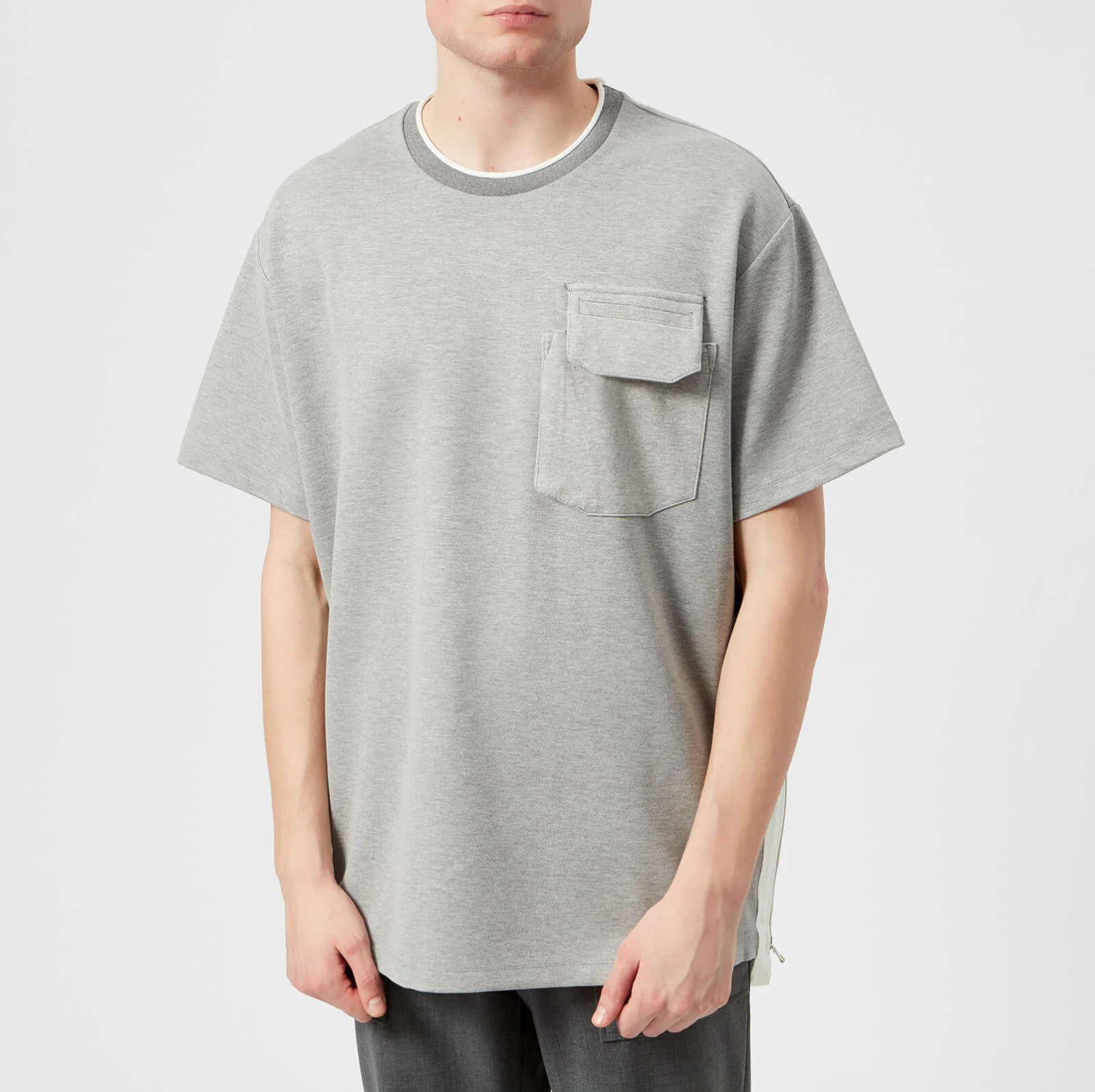 Wooyoungmi Men's Large Pocket and Zip Detail T-Shirt - Grey Image 1