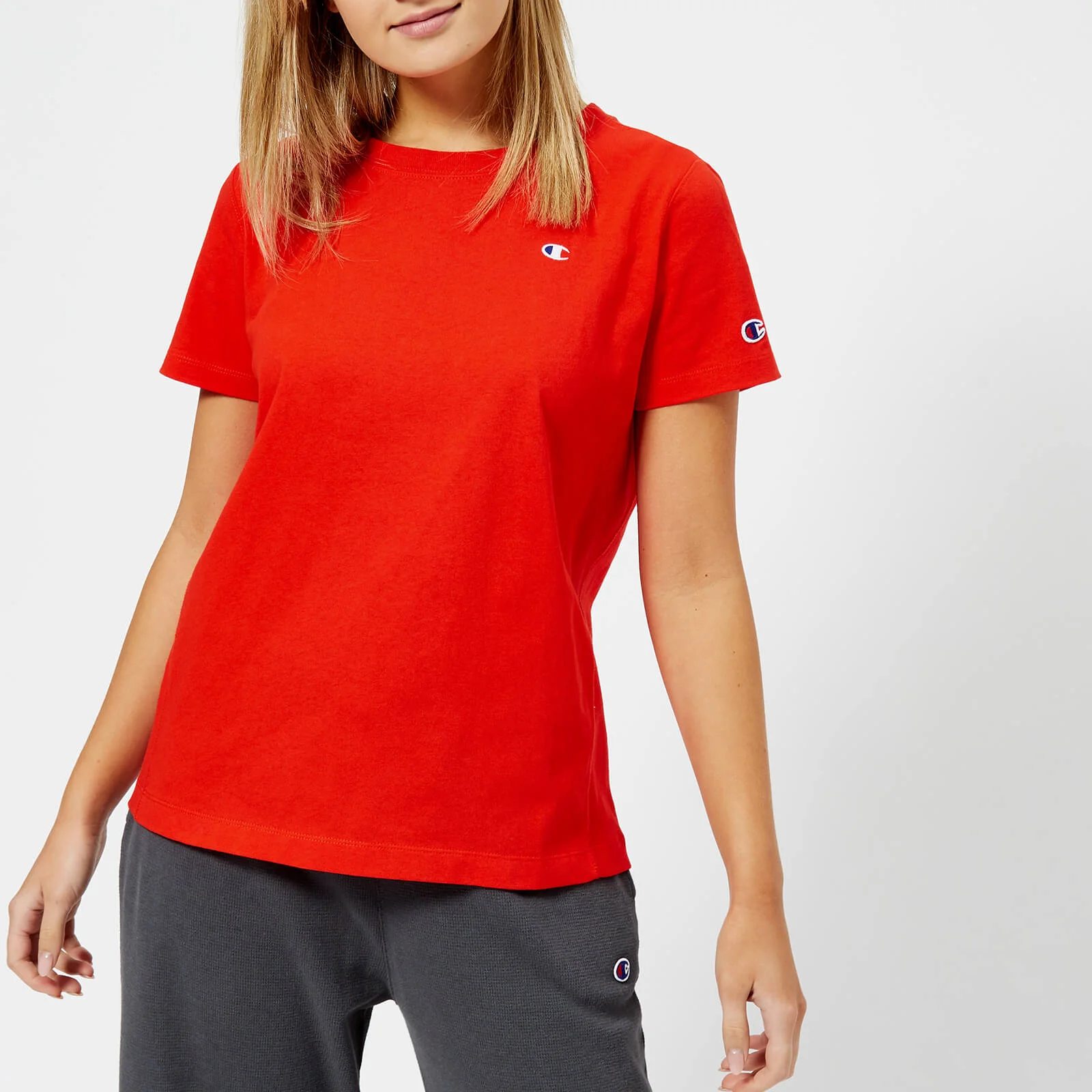 Champion Women's Logo Short Sleeve T-Shirt - Red Image 1