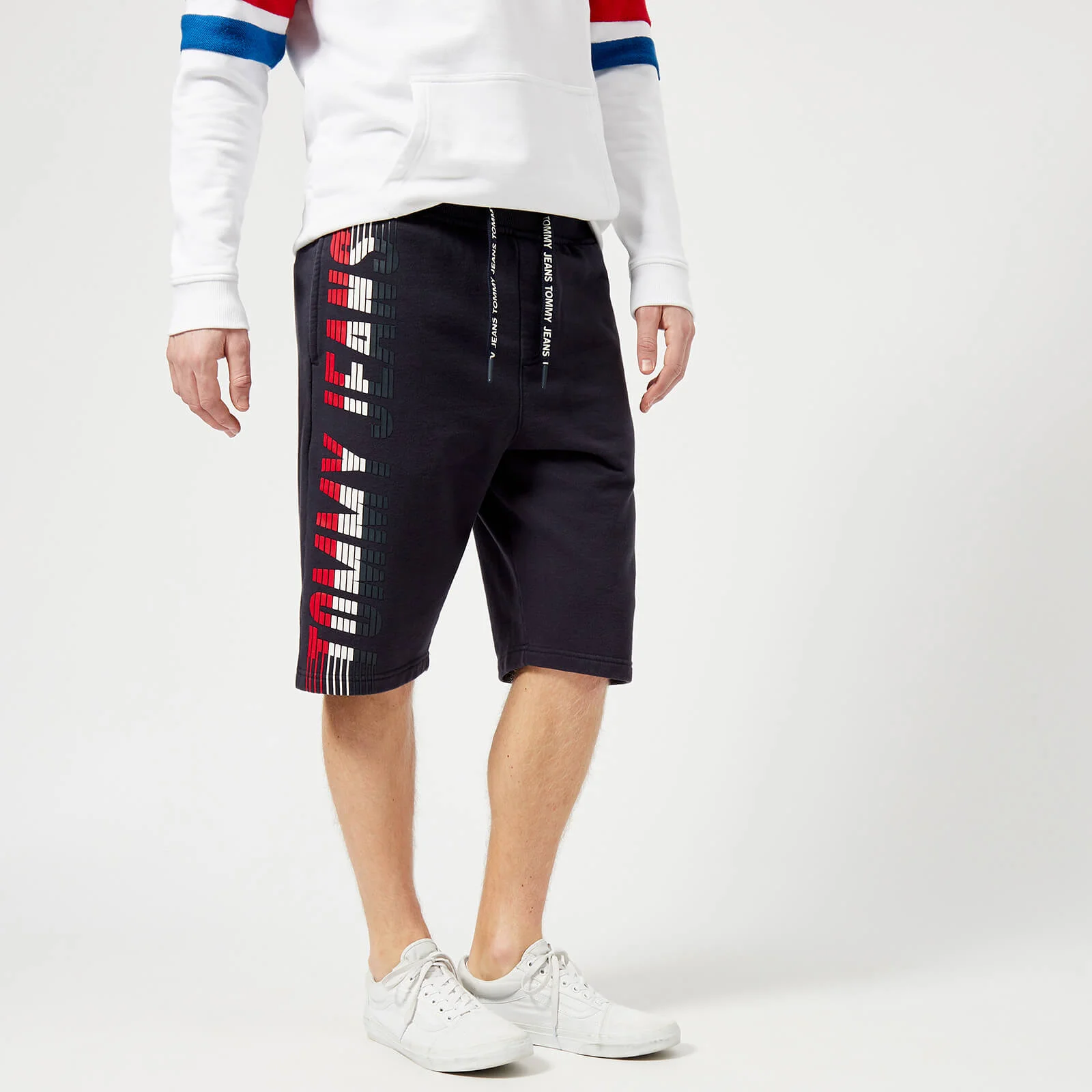 Tommy Jeans Men's Graphic Basketball Shorts - Black Iris Image 1