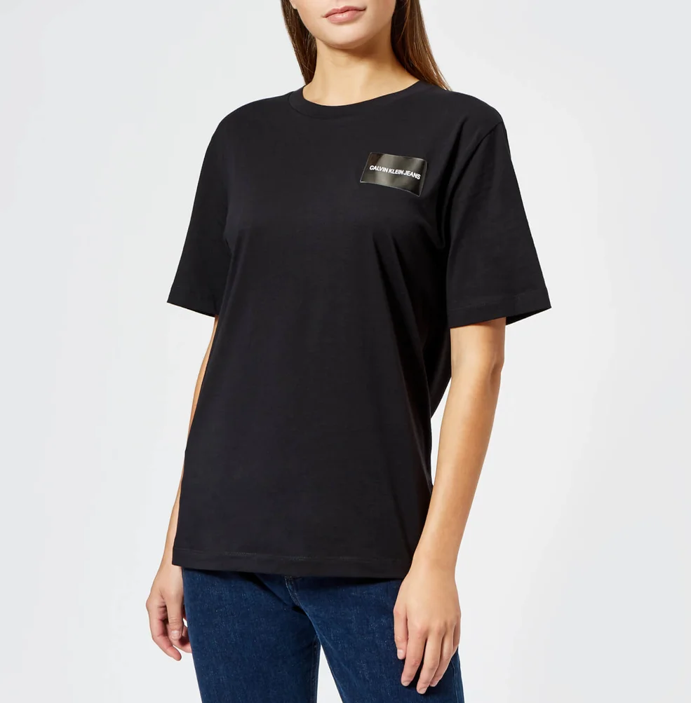 Calvin Klein Jeans Women's Geo Shape Boyfriend Fit T-Shirt - CK Black Image 1