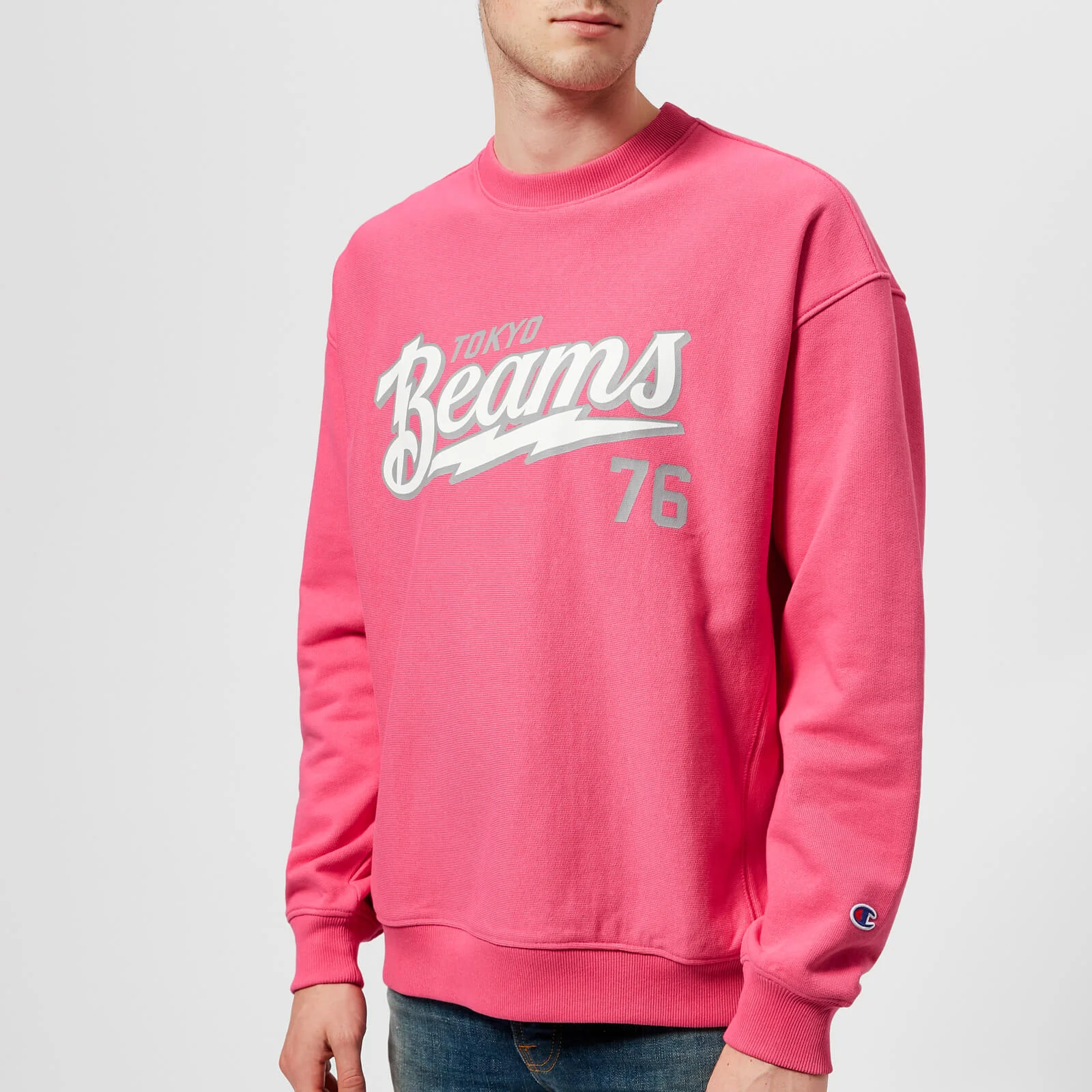 Champion X Beams Men's Crew Neck Sweatshirt - Pink Image 1
