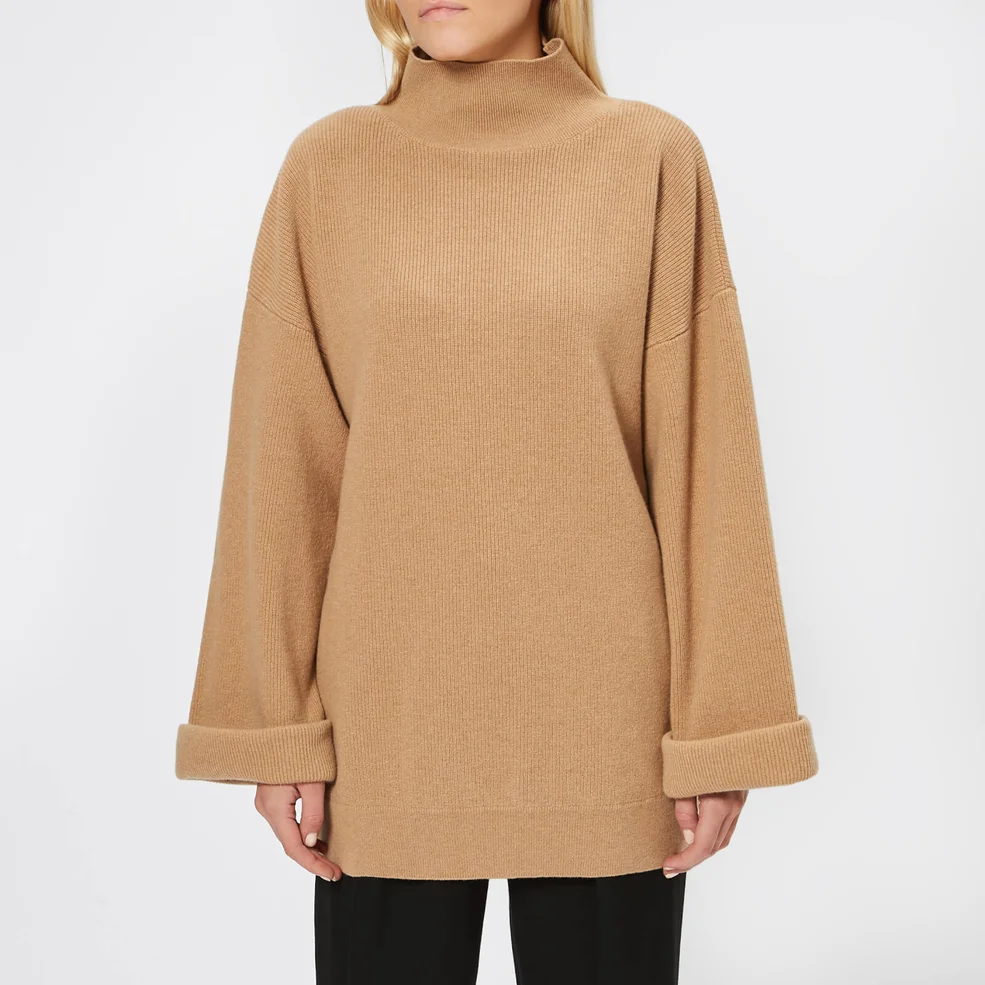 A.P.C. Women's Oversized Knitted Jumper - Camel Image 1