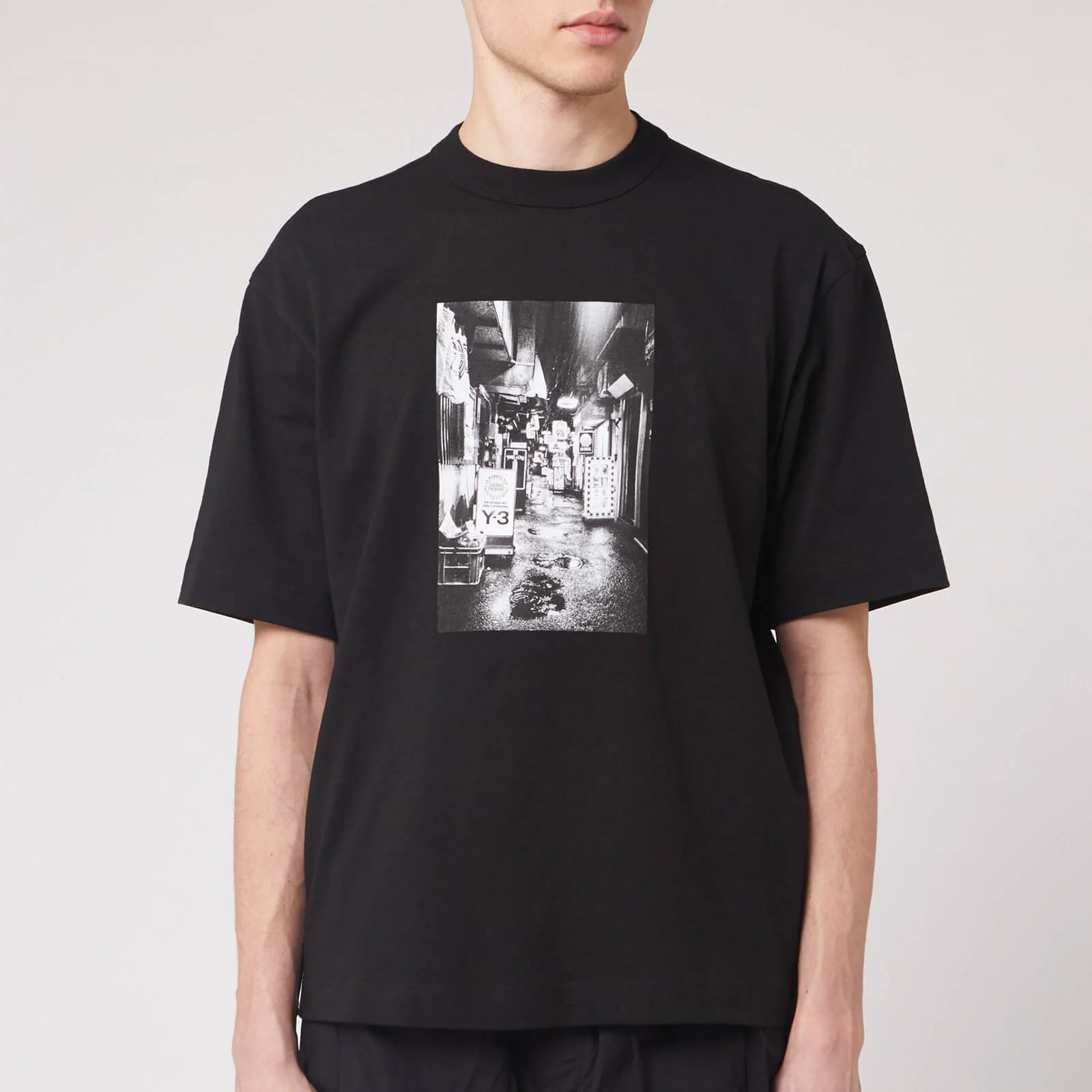 Y-3 Men's Alleway Graphic Short Sleeve T-Shirt - Black Image 1