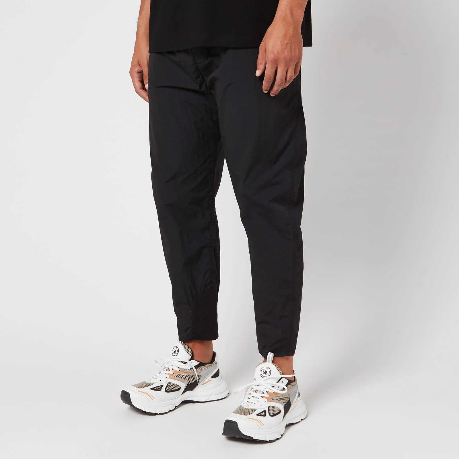 White Mountaineering Men's Easy Tapered Pants - Black Image 1