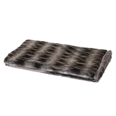 Bark & Blossom Chunky Faux Fur Throw with Stripe Effect