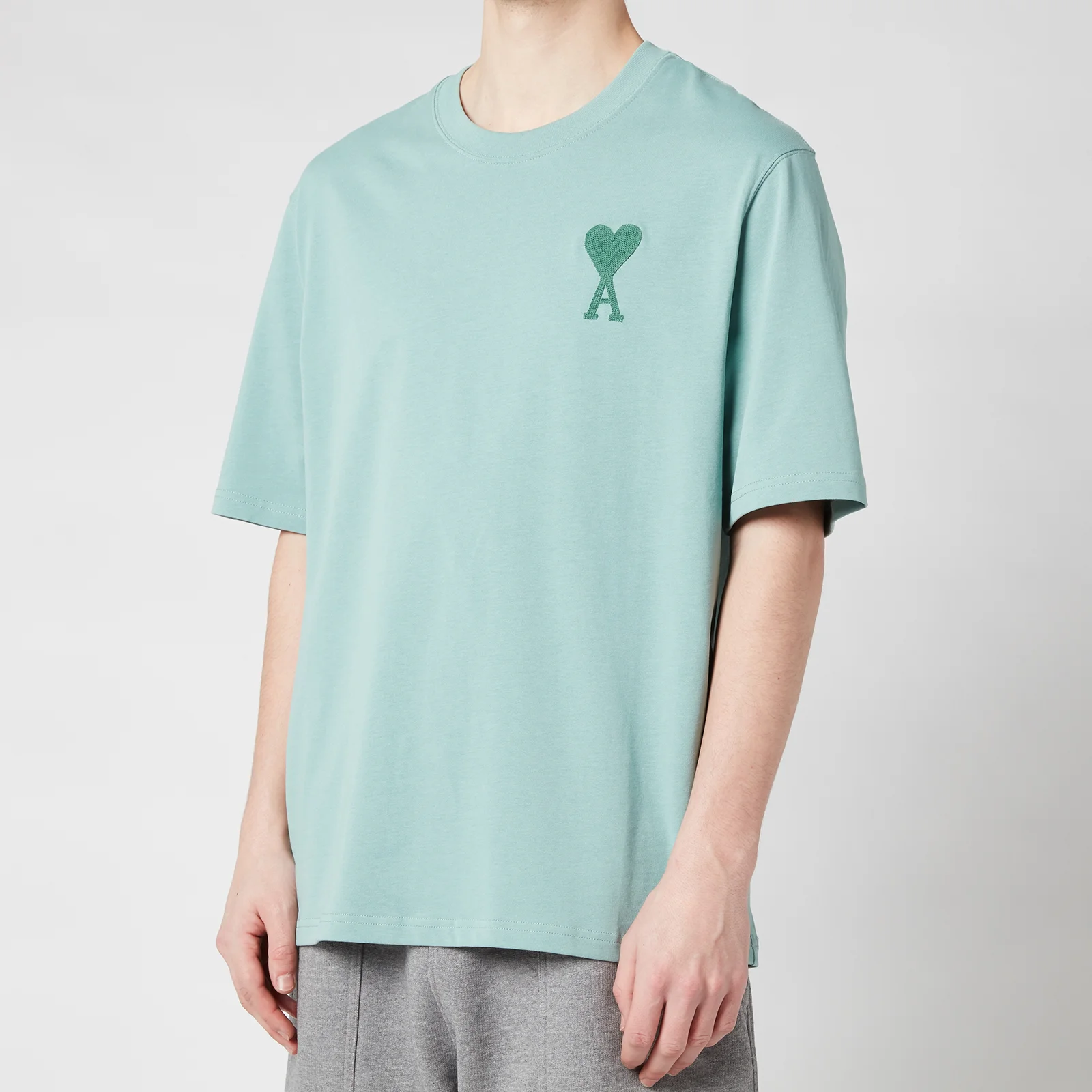 AMI Men's De Coeur Tonal T-Shirt - Green Image 1