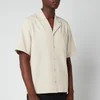 Holzweiler Men's Kia Short Sleeve Shirt - Sand - Image 1