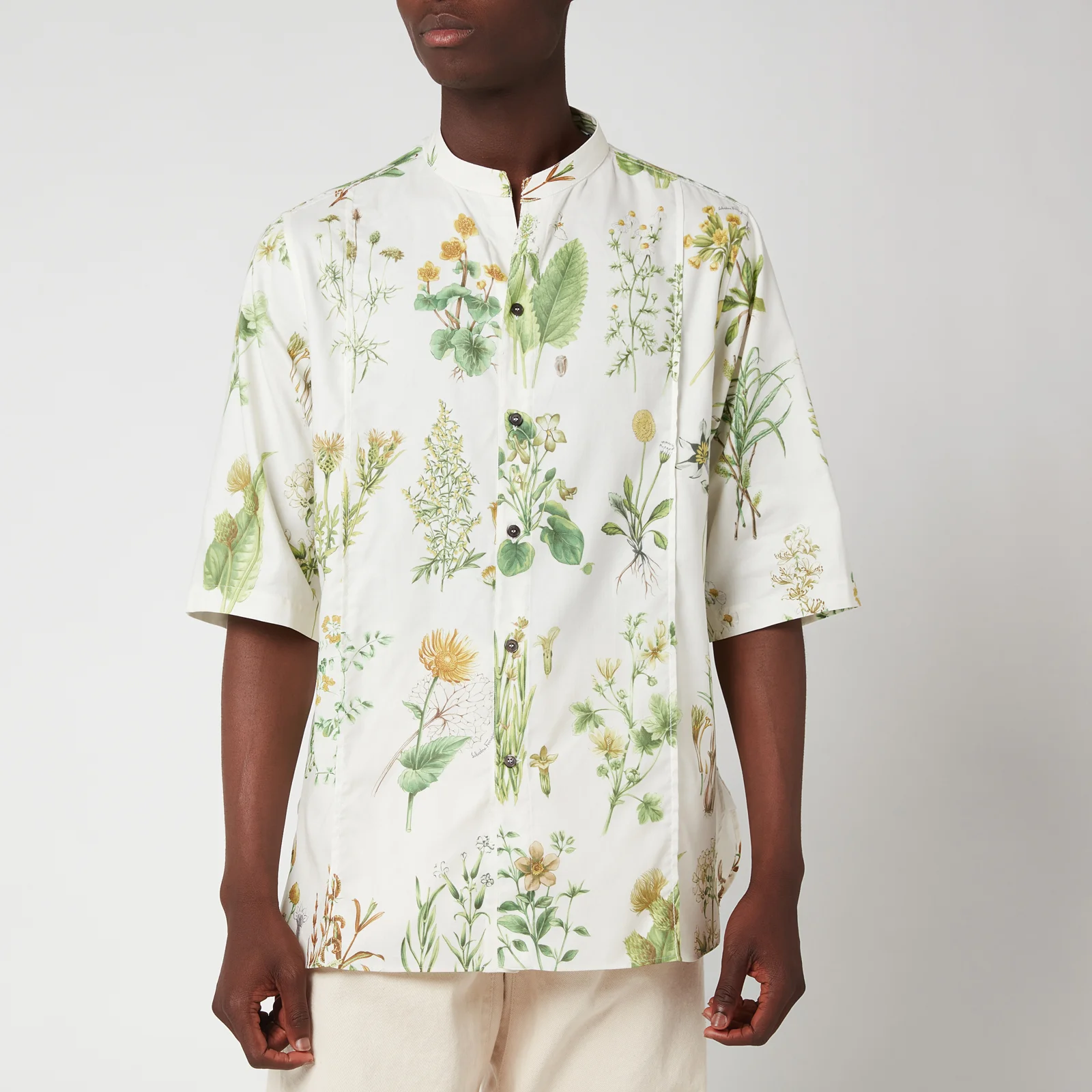 Ferragamo Men's Short Sleeve Print Shirt - Green Image 1