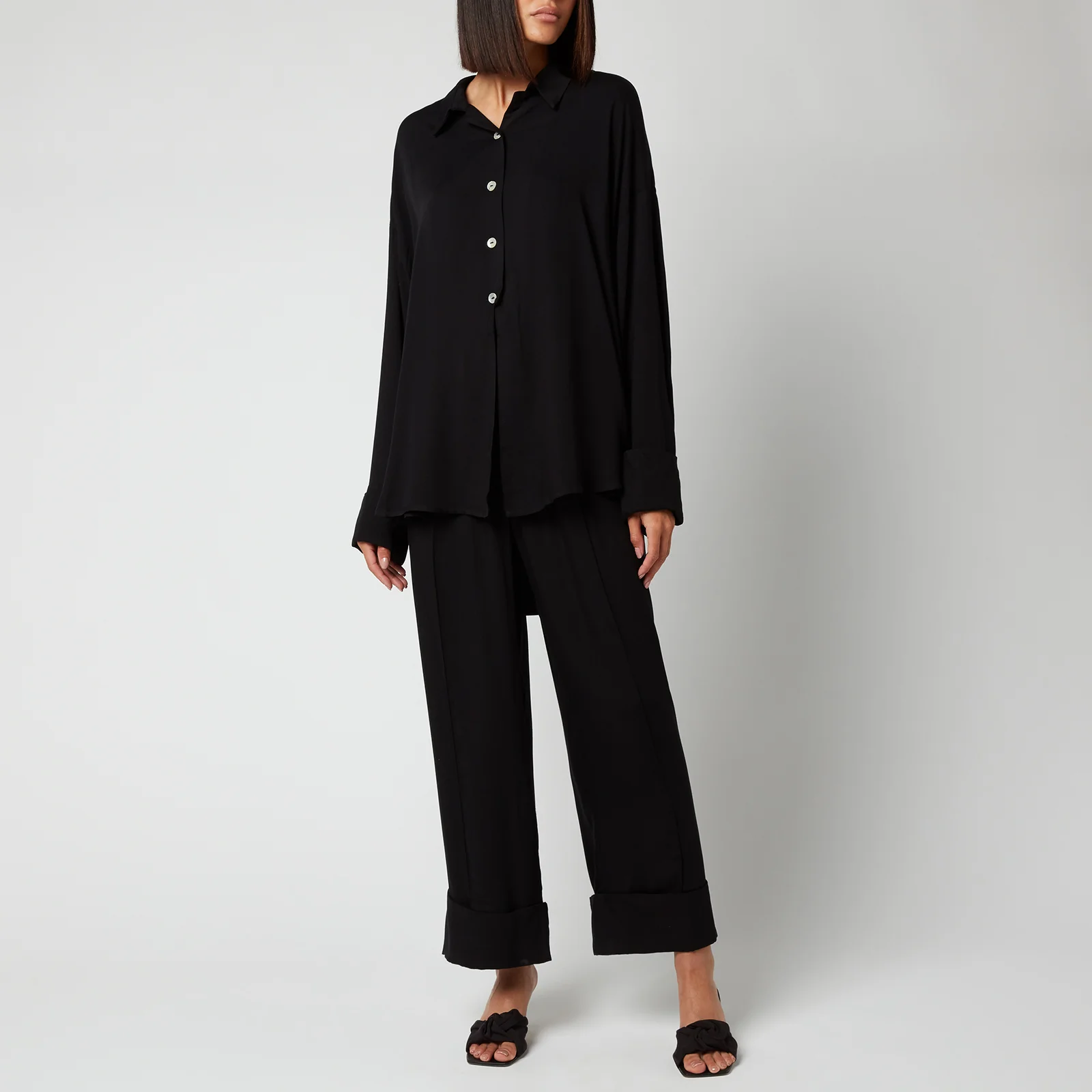 Sleeper Women's Sizeless Satin Pyjama Set - Black Image 1