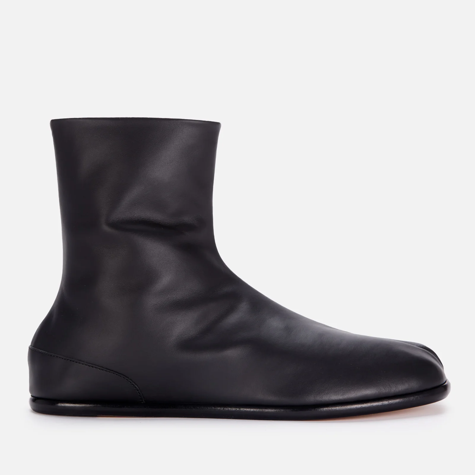 Maison Margiela Men's Tabi Ankle Boots - Black Image 1