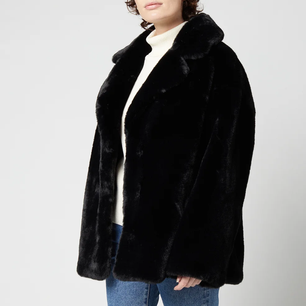 Stand Studio Women's Savannah Faux Fur Lush Teddy Jacket - Black Image 1
