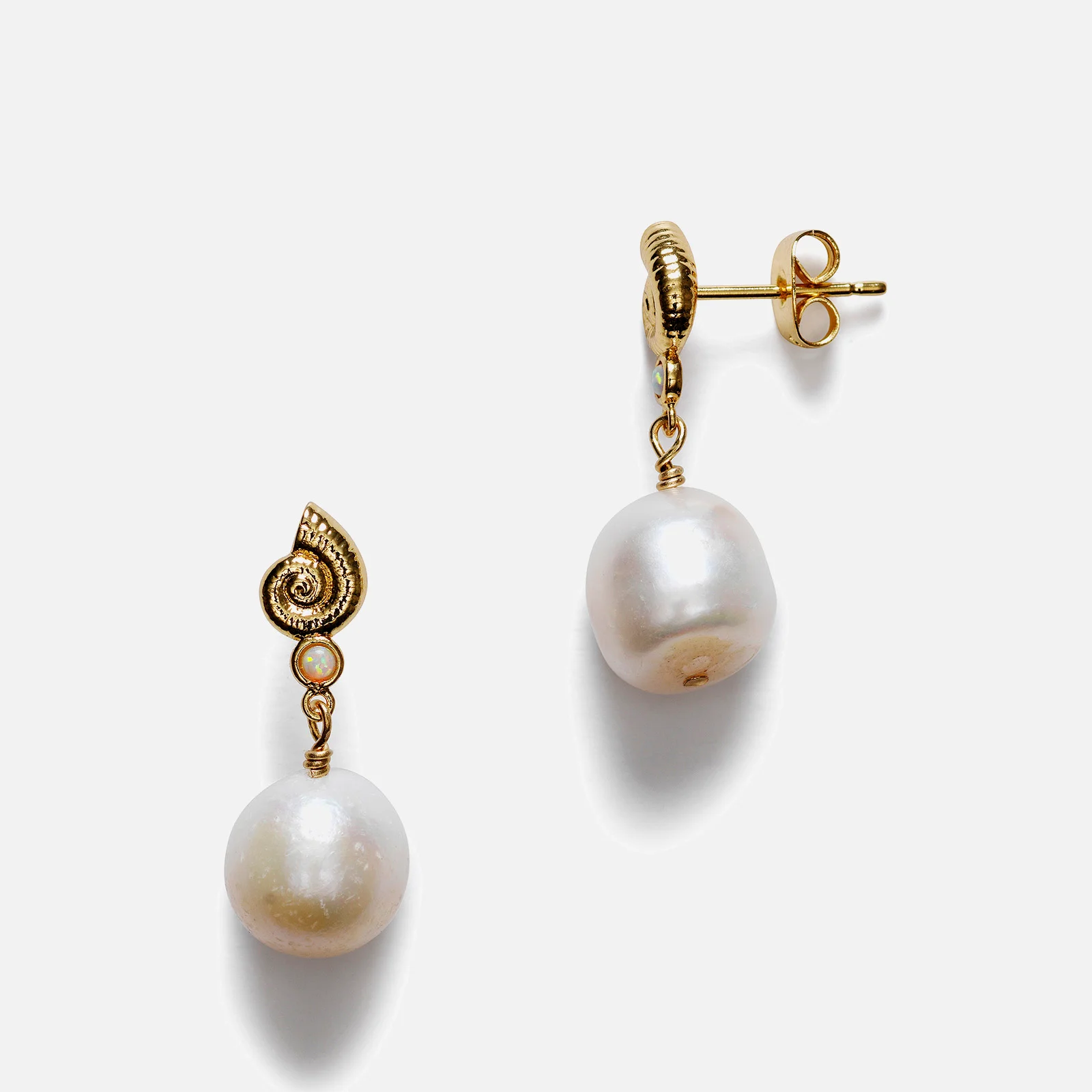 Anni Lu Women's Spirale D’Or Earrings - Gold/Pearl Image 1