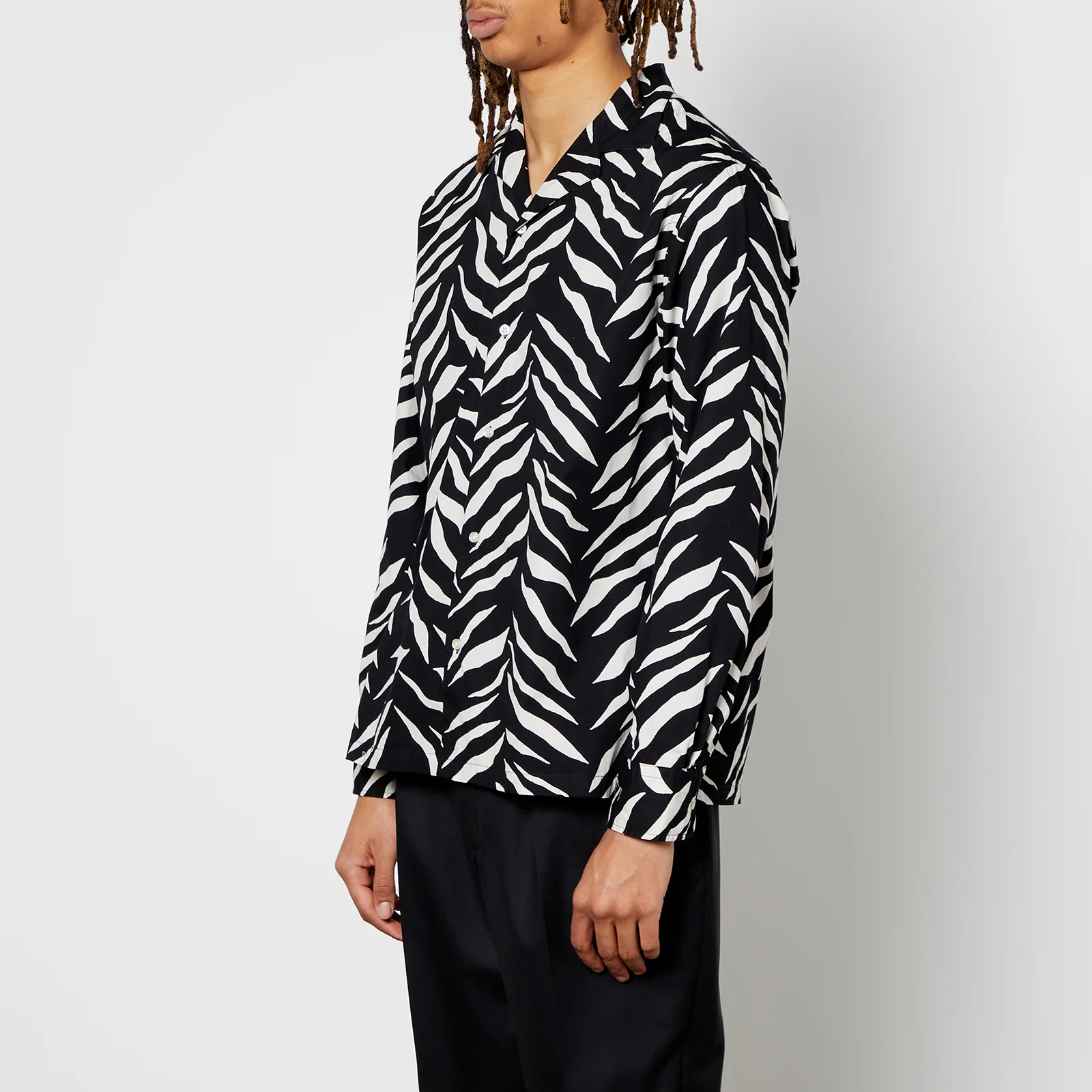 Officine Générale Men's Zebra Print Shirt - Black/White Image 1