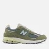 New Balance Men's 2002R Pig Suede Trainers - Mirage Grey - Image 1
