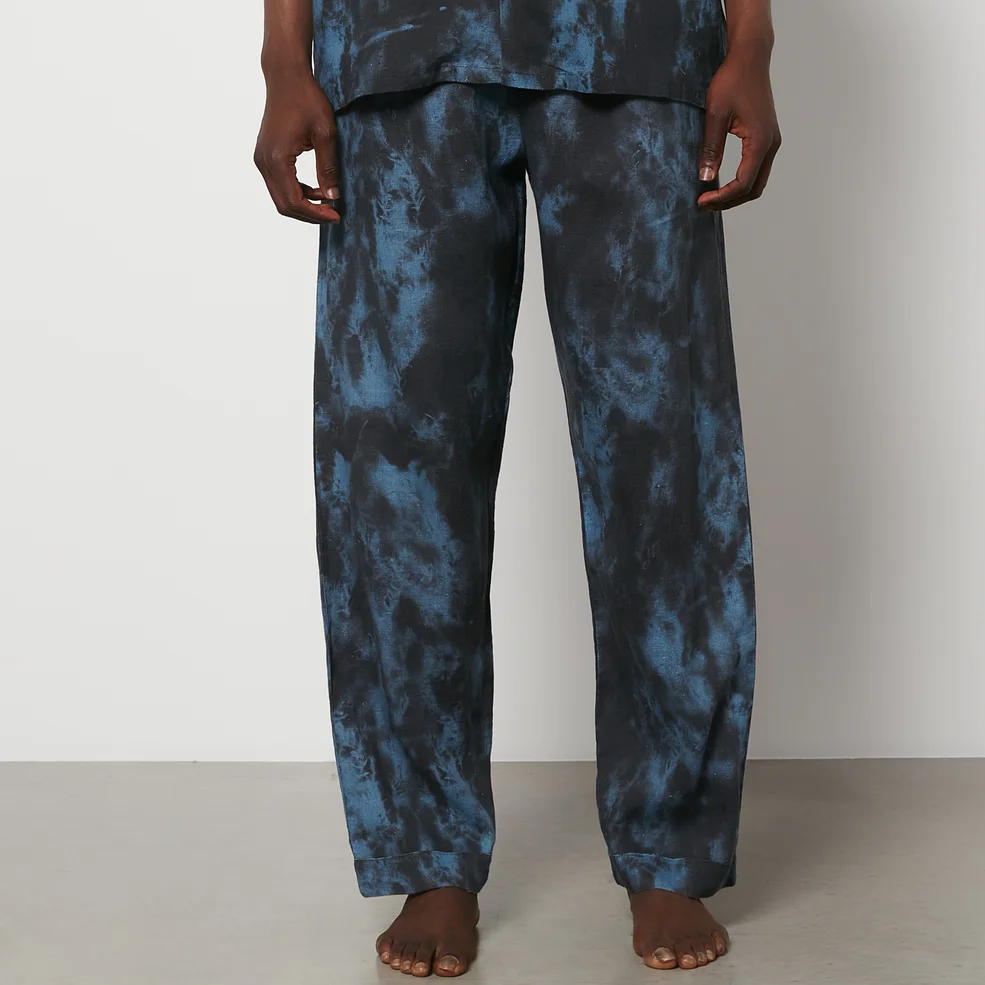 Desmond & Dempsey Men's Summer Dusk Pyjama Pants - Navy Image 1