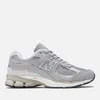 New Balance Men's 2002 Mesh and Suede Trainers - Image 1