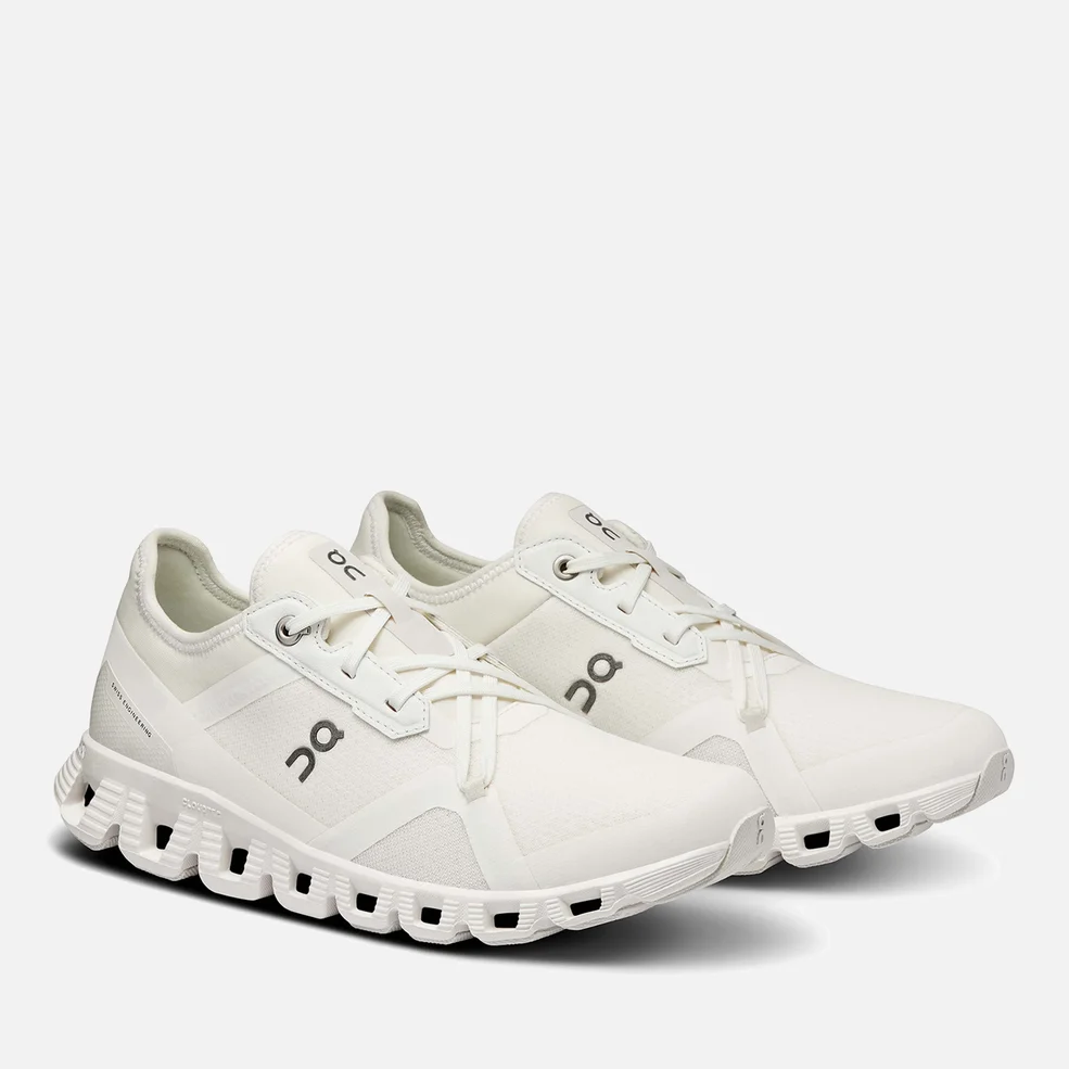 ON Cloud X Running Trainers Image 1