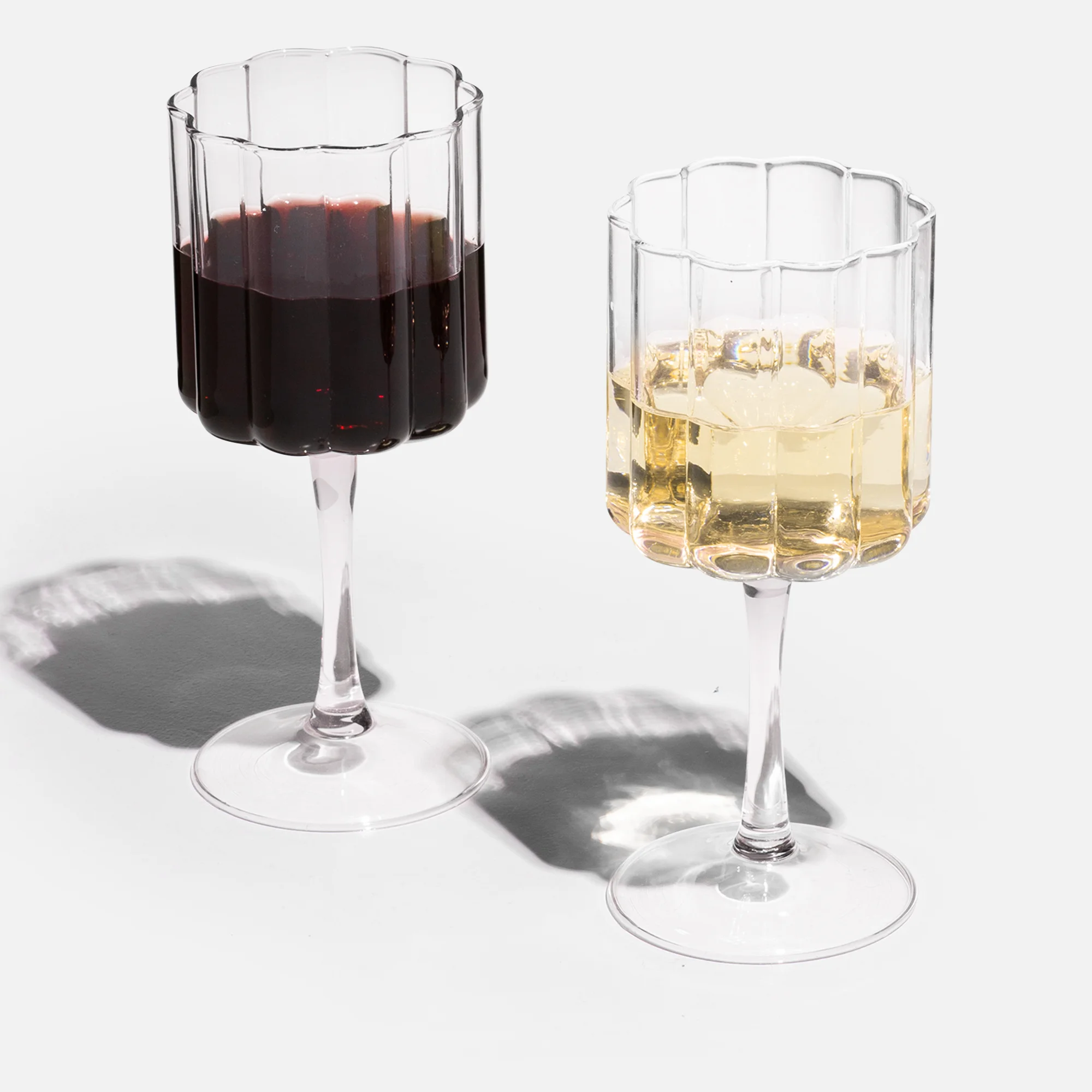 Fazeek Wave Wine Glass - Set of 2 Pink Image 1