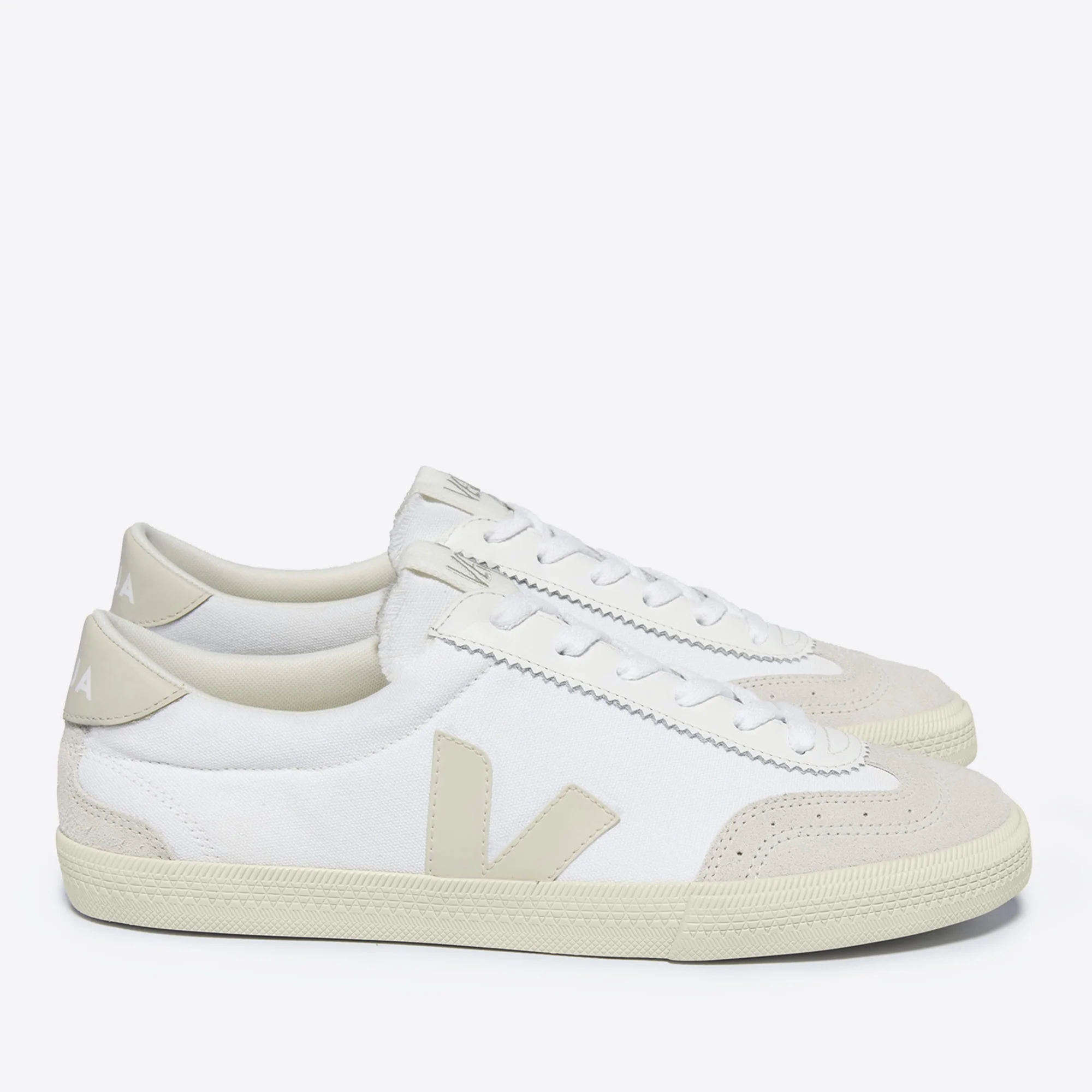 Veja Women's Volley Cotton-Canvas and Suede Trainers - UK 3 Image 1